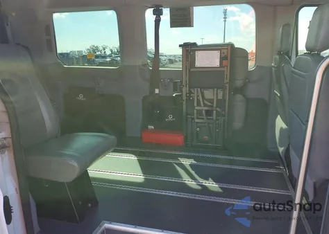 2018 Ford Transit T-150 z USA, uszkodzony, nr VIN 1FDZK1CM2JKB21751